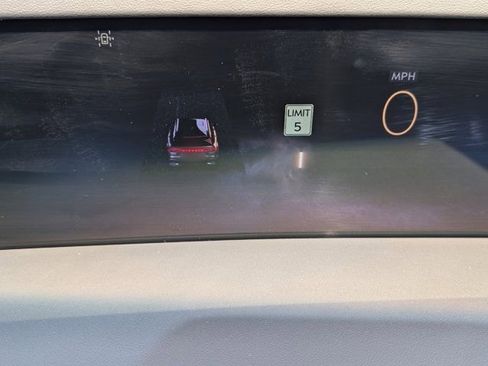 Used 2024 Lincoln Nautilus Reserve w/ Equipment Group 202A image 26