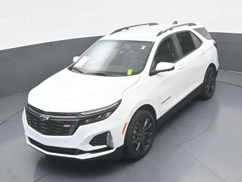 Used 2024 Chevrolet Equinox RS w/ RS Leather Package image 50