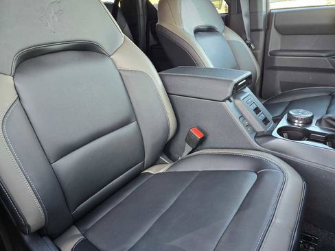 New 2026 Ford Bronco Outer Banks w/ Sasquatch Package image 22