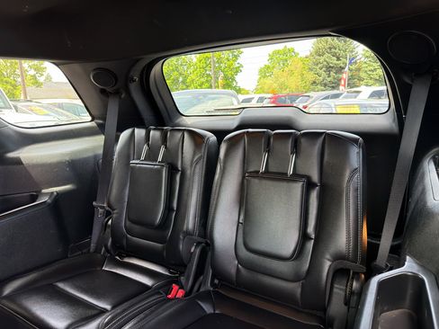 Used 2018 Ford Explorer Limited AWD/4WD image 17