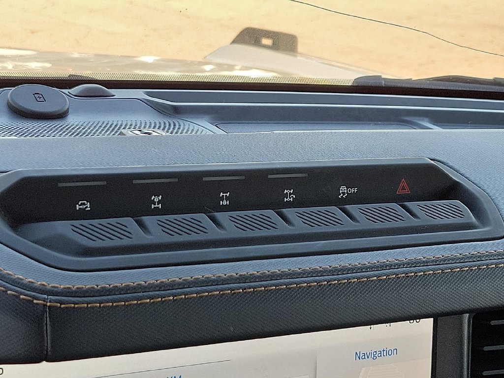 Used 2024 Ford Bronco Badlands AWD/4WD image 16