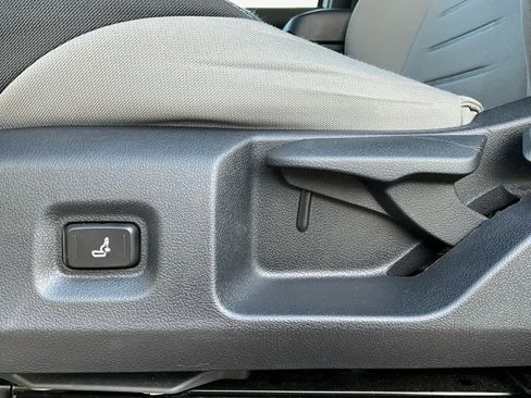 Used 2025 Toyota Tacoma TRD Sport image 22