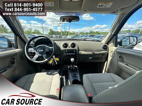 Used 2007 Jeep Liberty Sport AWD/4WD image 21