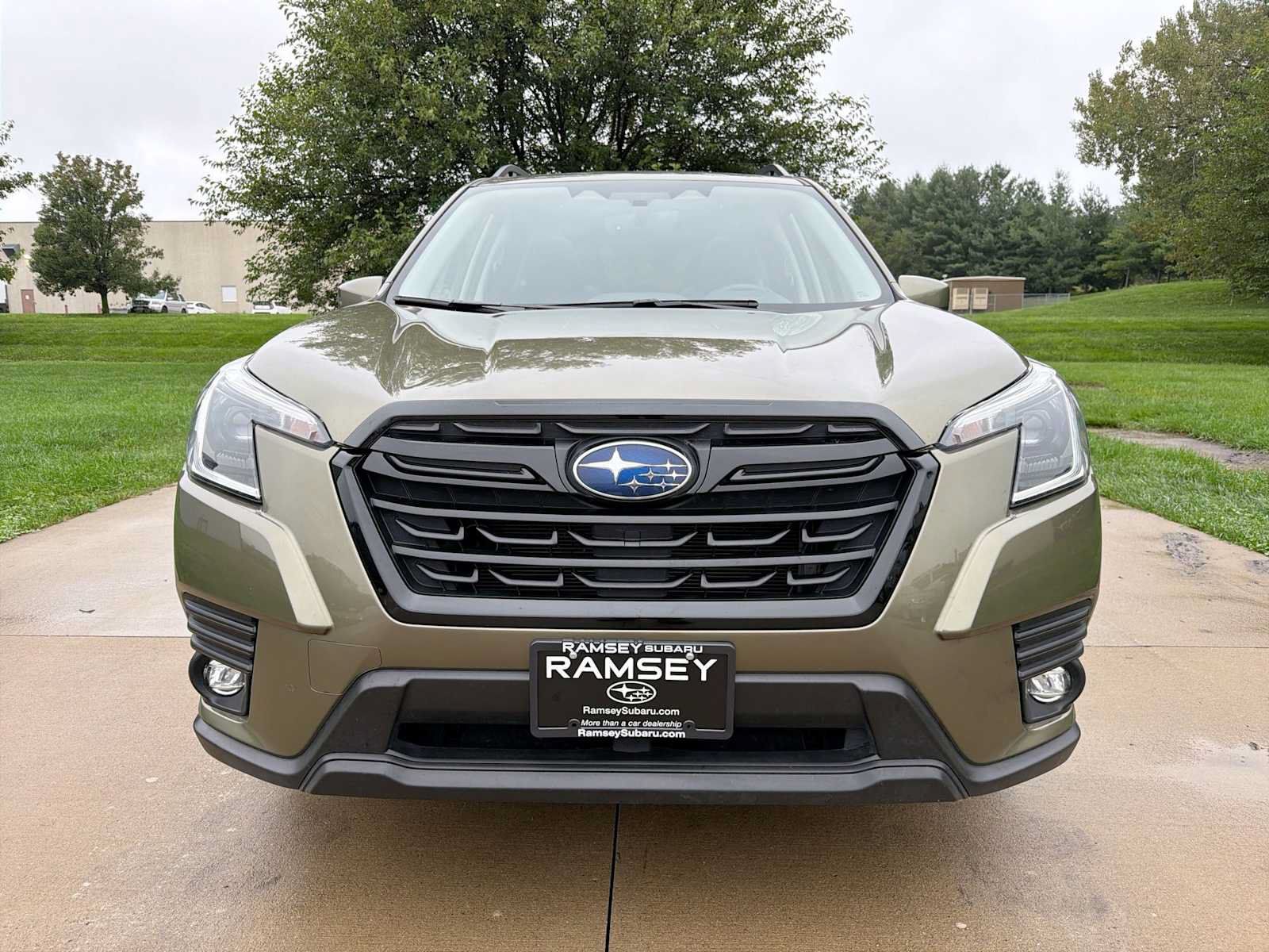Used 2024 Subaru Forester Premium AWD/4WD image 9