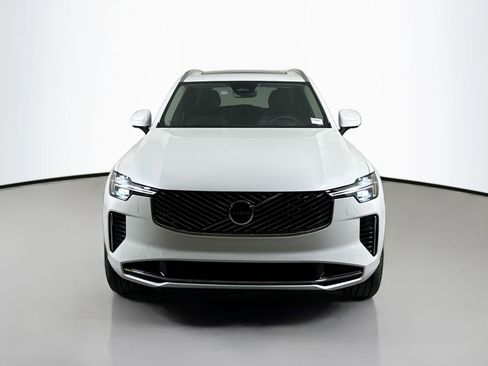 New 2025 Volvo XC90 T8 Ultra w/ Protection Package Premier image 2