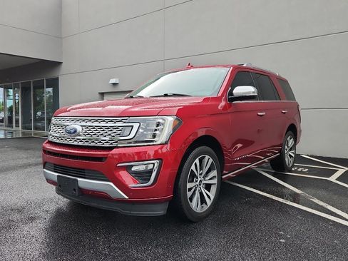 Used 2018 Ford Expedition Platinum RWD image 2