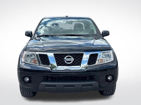 Used 2017 Nissan Frontier SV w/ SV Value Truck Package RWD image 10