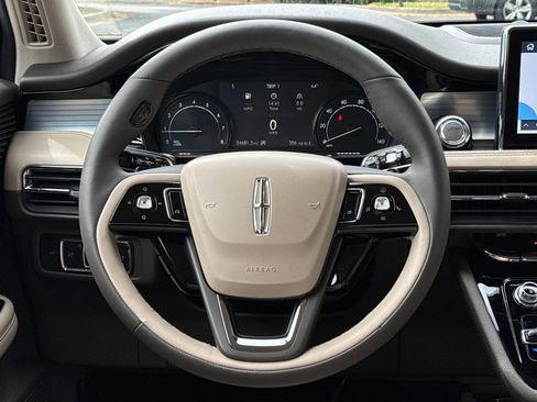 Used 2022 Lincoln Corsair FWD w/ Equipment Group 101A image 15