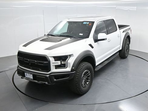 Used 2020 Ford F150 Raptor w/ Equipment Group 802A Luxury image 40