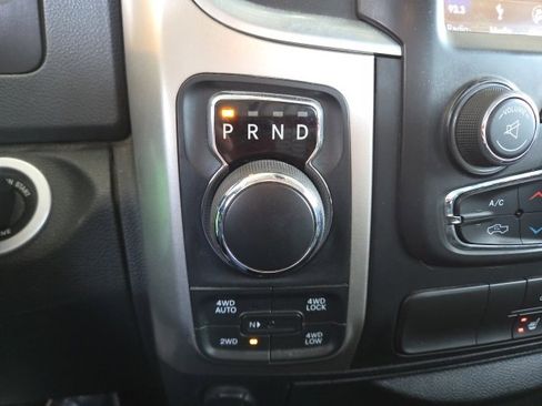 Used 2018 RAM 1500 Big Horn image 9