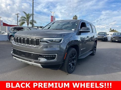 Used 2022 Jeep Wagoneer Series II image 1