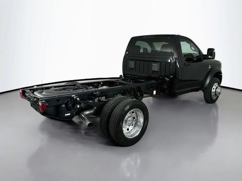 New 2026 RAM 5500 Tradesman w/ Chrome Appearance Group AWD/4WD image 7