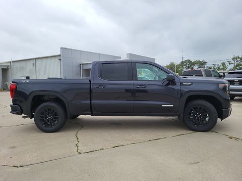 New 2025 GMC Sierra 1500 Elevation image 4