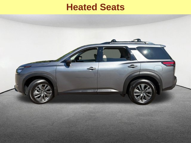 Used 2024 Nissan Pathfinder SV AWD/4WD image 6