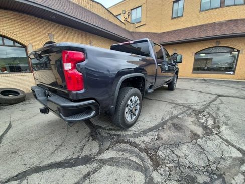 Used 2024 Chevrolet Silverado 2500 Custom w/ Custom Convenience Package AWD/4WD image 7
