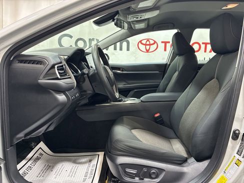 Used 2023 Toyota Camry LE FWD image 23