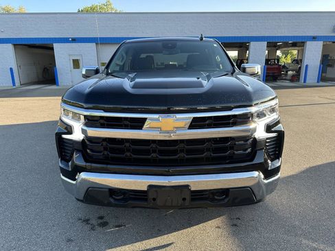 Used 2025 Chevrolet Silverado 1500 LT w/ Work Truck Package AWD/4WD image 9
