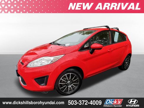 Used 2012 Ford Fiesta SE image 3