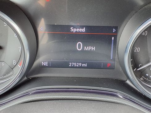 Used 2023 Buick Encore GX Select w/ Sport Touring Package FWD image 20