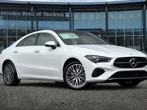 New 2026 Mercedes-Benz CLA 250 4MATIC image 2