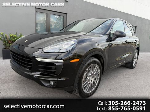 Used 2016 Porsche Cayenne S image 1