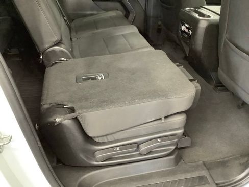 Used 2022 GMC Yukon XL SLE w/ Max Trailering Package AWD/4WD image 38