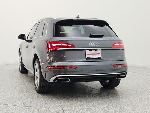 Used 2023 Audi Q5 2.0T Premium Plus w/ Premium Plus Package AWD/4WD image 7