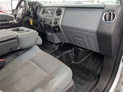 Used 2014 Ford F350 XLT image 24