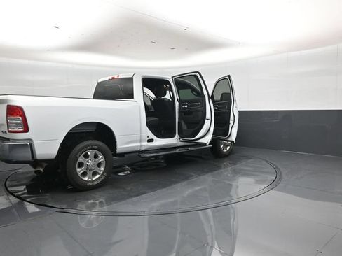 Used 2024 RAM 2500 Big Horn w/ Off Road Package AWD/4WD image 46