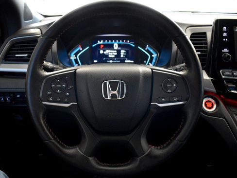 Used 2023 Honda Odyssey Sport image 17