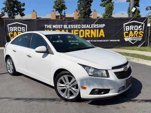 Used 2014 Chevrolet Cruze LTZ image 2