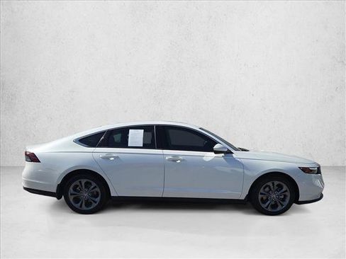 Used 2024 Honda Accord EX image 4