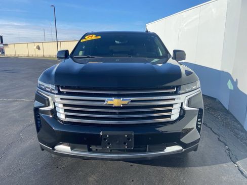 Certified 2024 Chevrolet Suburban High Country w/ Advanced Technology Package image 16