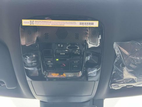 New 2026 Lexus RX 450h AWD image 31