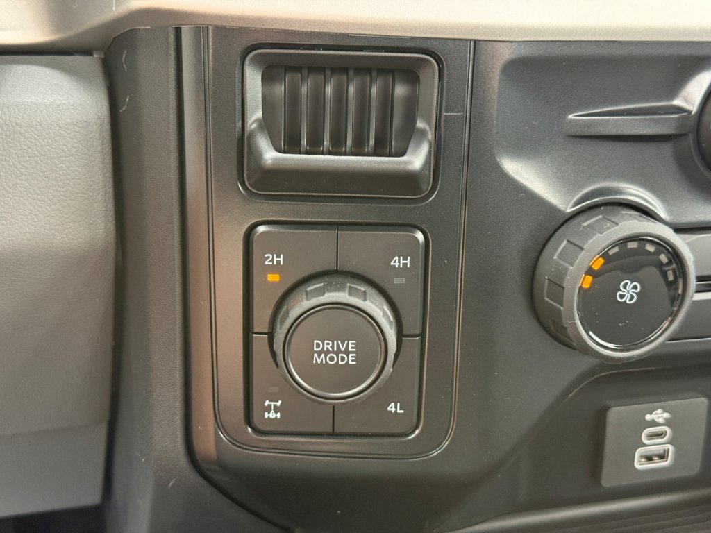 New 2026 Ford F350 XL w/ STX Appearance Package AWD/4WD image 26