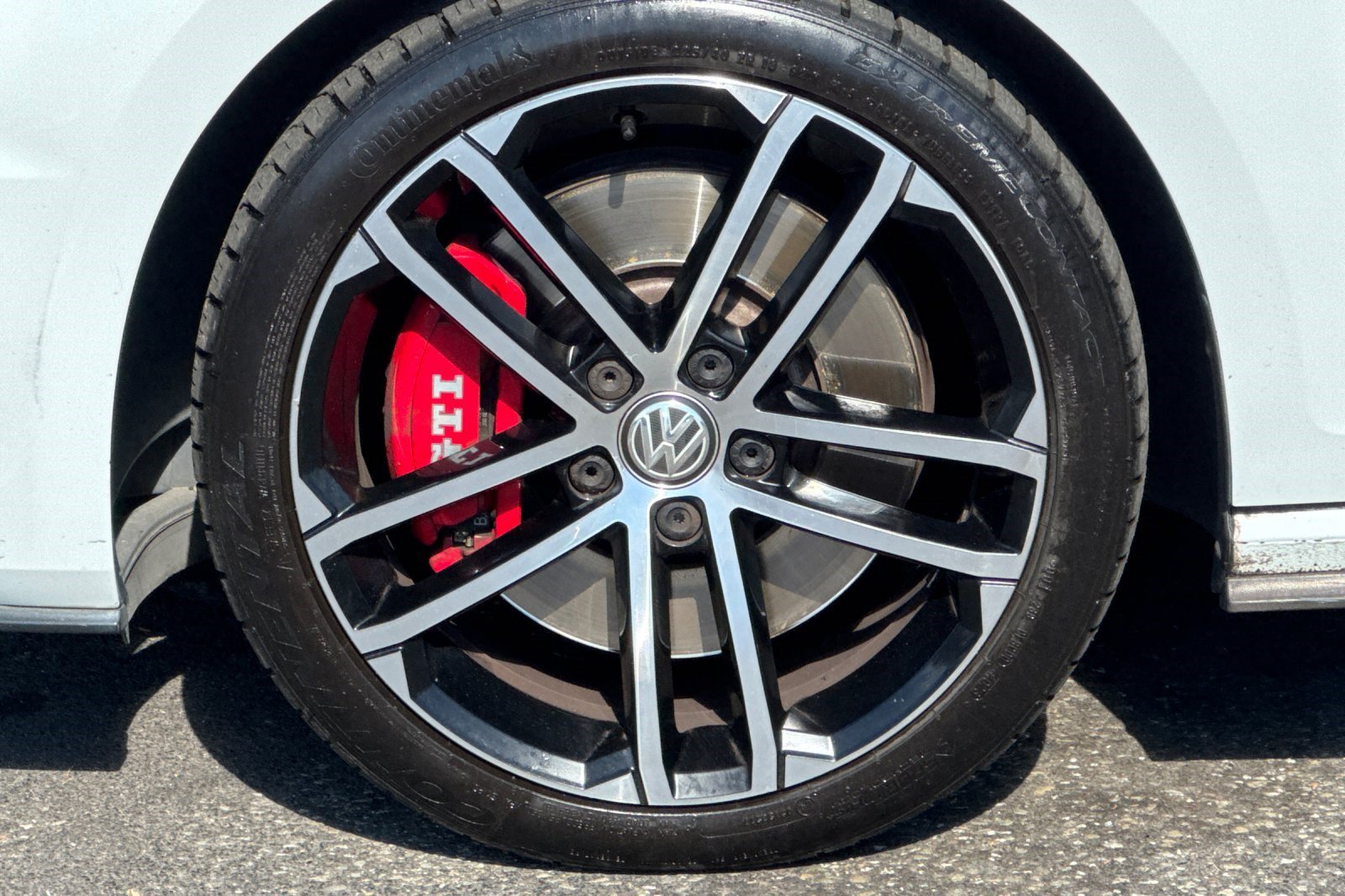 Used 2017 Volkswagen GTI Sport FWD image 12