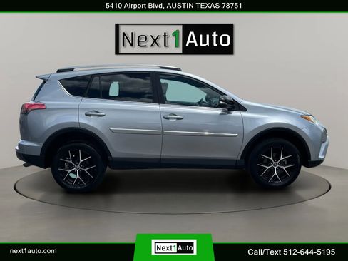 Used 2018 Toyota RAV4 SE w/ Power Extra Value Package FWD image 4