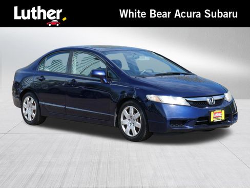 Used 2010 Honda Civic LX image 1