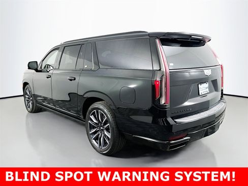 Used 2021 Cadillac Escalade ESV Sport Platinum w/ LPO, ONYX Package image 5