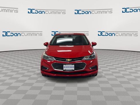 Used 2017 Chevrolet Cruze Premier image 3