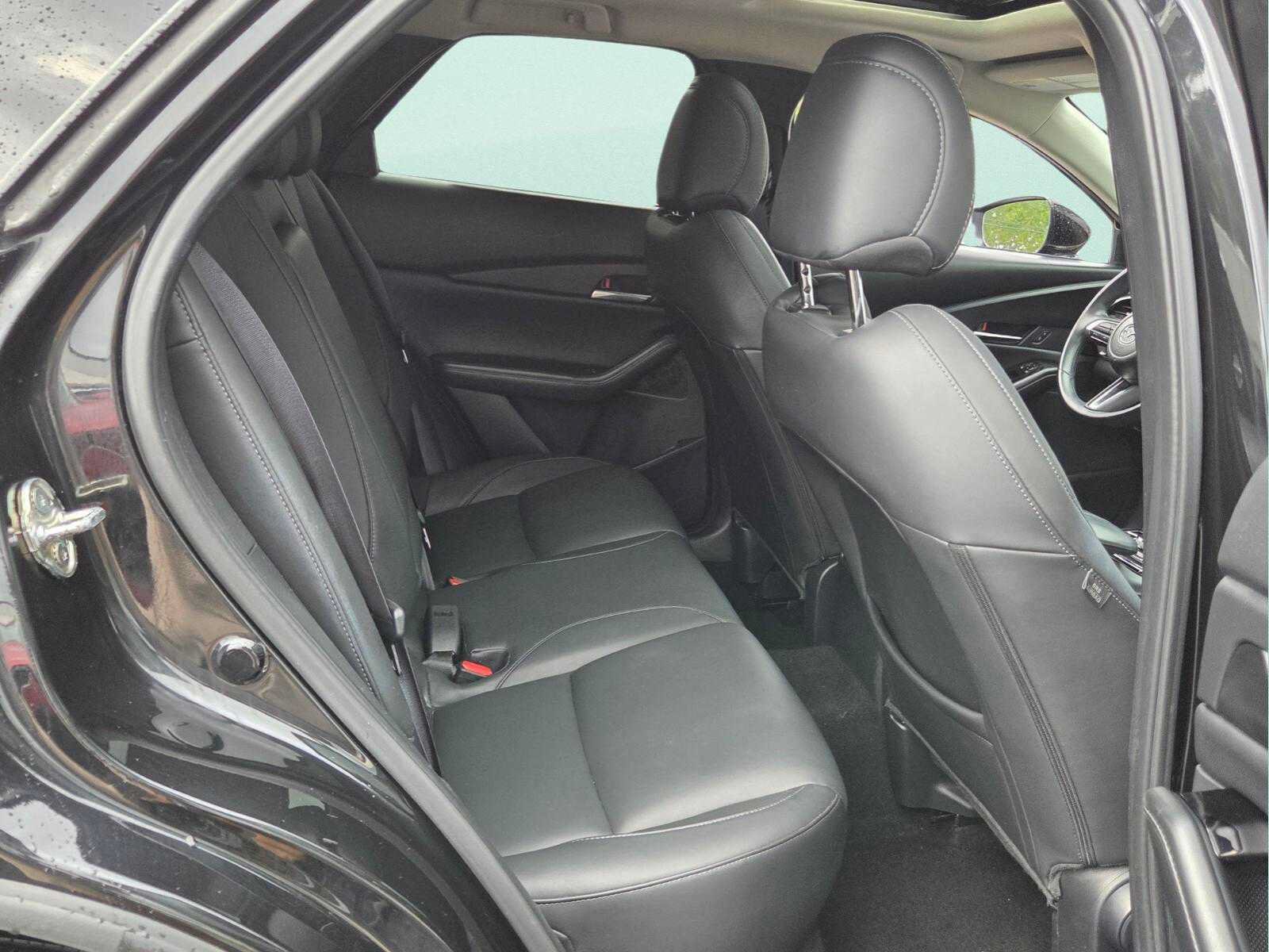 Certified 2025 MAZDA CX-30 AWD 2.5 S w/ Preferred Package image 18
