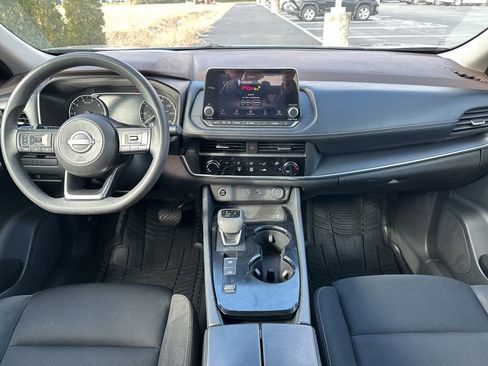 Used 2023 Nissan Rogue S image 25