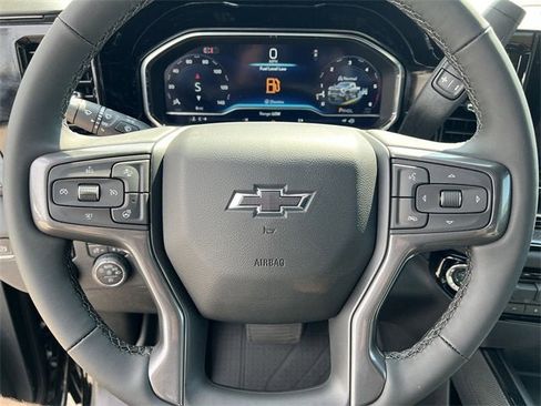 New 2025 Chevrolet Silverado 2500 ZR2 w/ Technology Package image 11