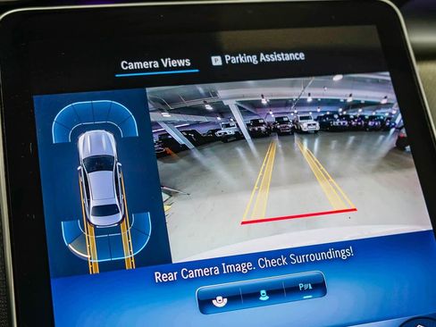 Used 2025 Mercedes-Benz C 300 Sedan image 24