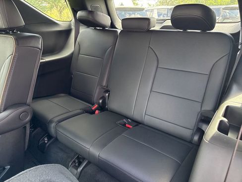 New 2025 Chevrolet Traverse High Country w/ LPO, Floor Liner Package image 8
