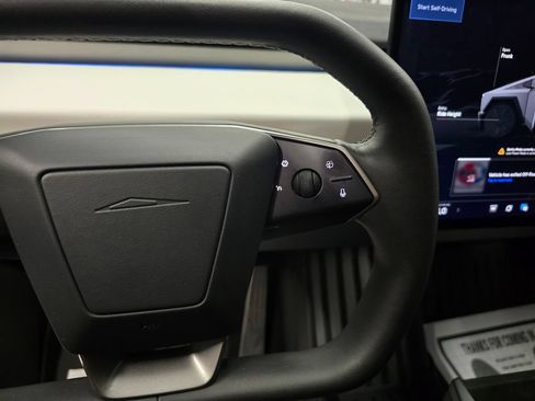 Used 2024 Tesla Cybertruck Cyberbeast AWD/4WD image 22