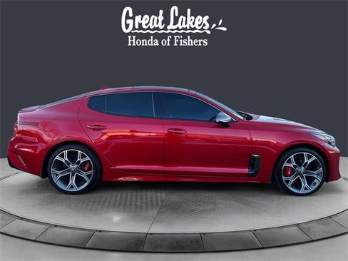 Used 2018 Kia Stinger GT2 image 6
