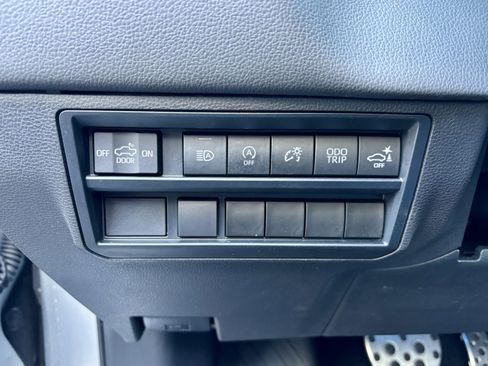 Used 2024 Toyota Tundra Limited image 30