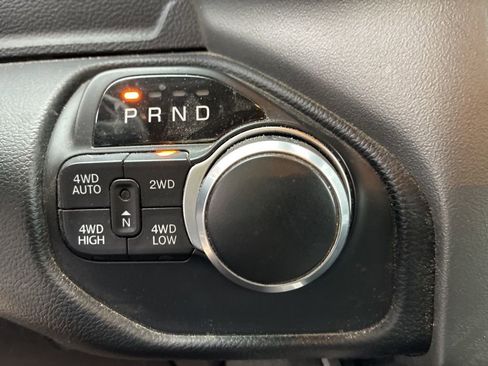 Used 2019 RAM 1500 Big Horn image 17