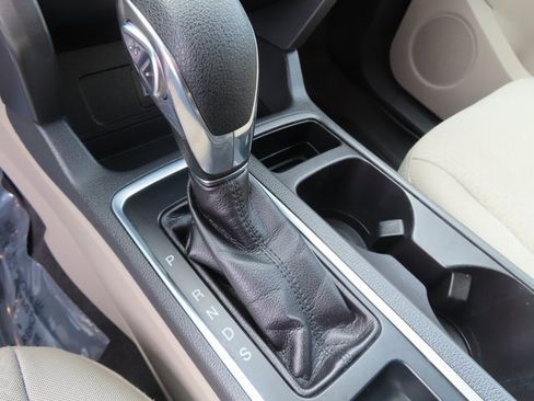 Used 2018 Ford Escape SE w/ SE Sync 3 Package image 33